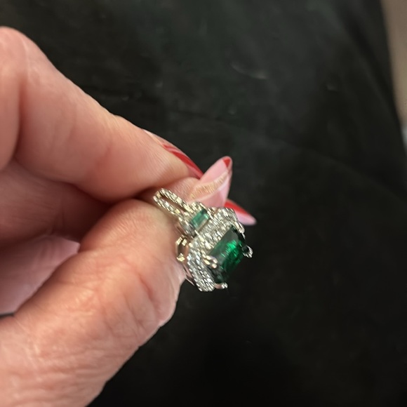 Ring - Picture 4 of 7